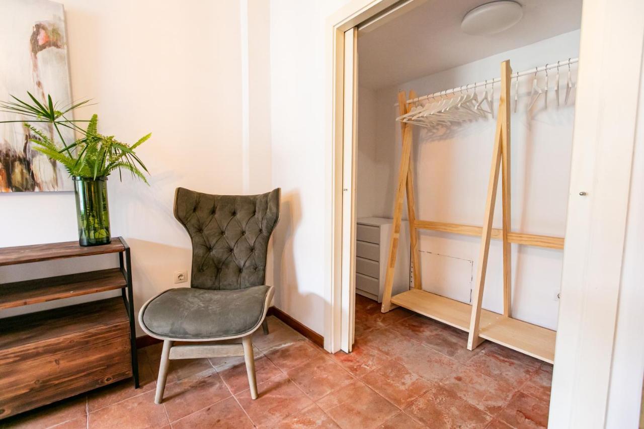 Apartamento 3 Dormitorios En Calle San Vicente. 세비야 외부 사진