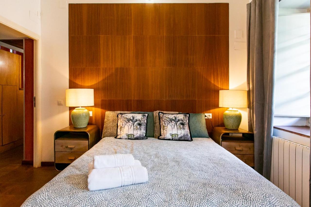 Apartamento 3 Dormitorios En Calle San Vicente. 세비야 외부 사진