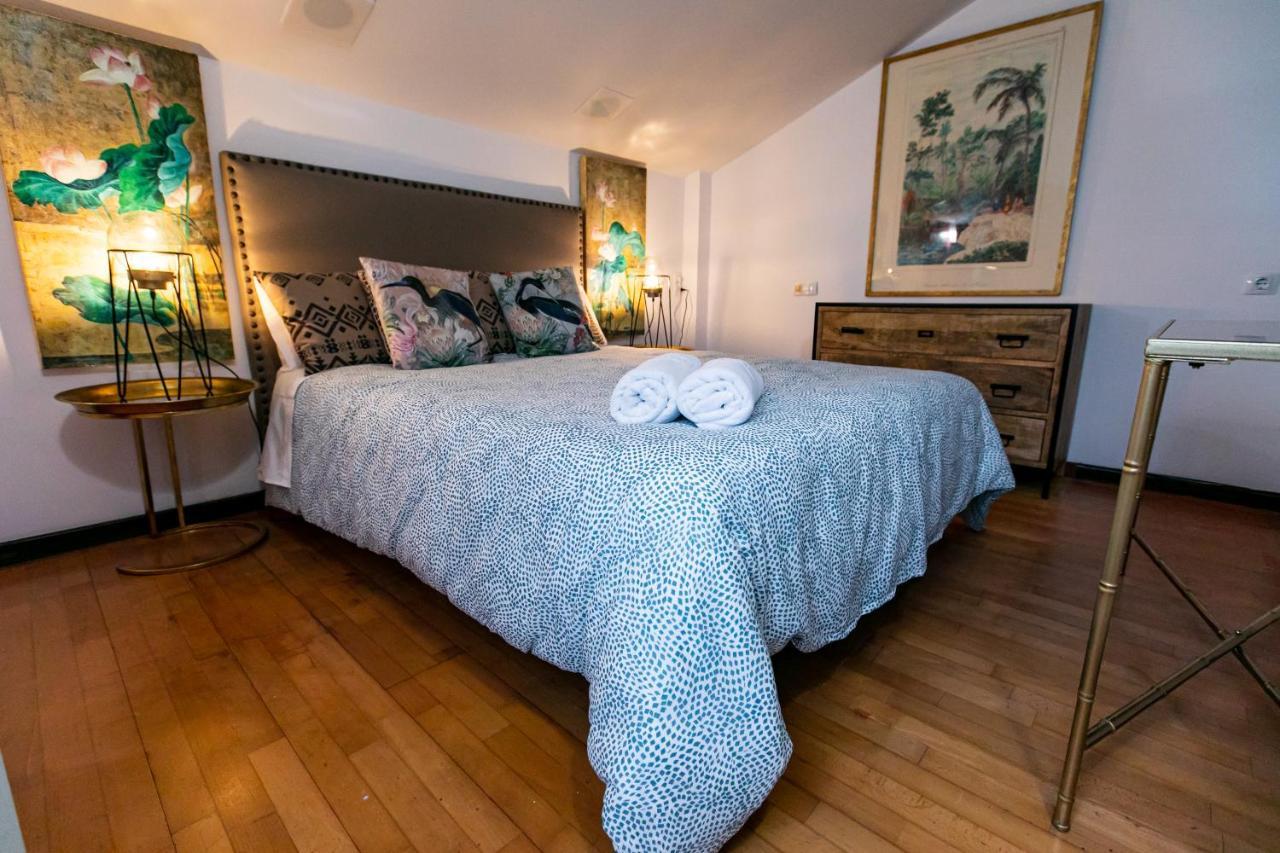 Apartamento 3 Dormitorios En Calle San Vicente. 세비야 외부 사진