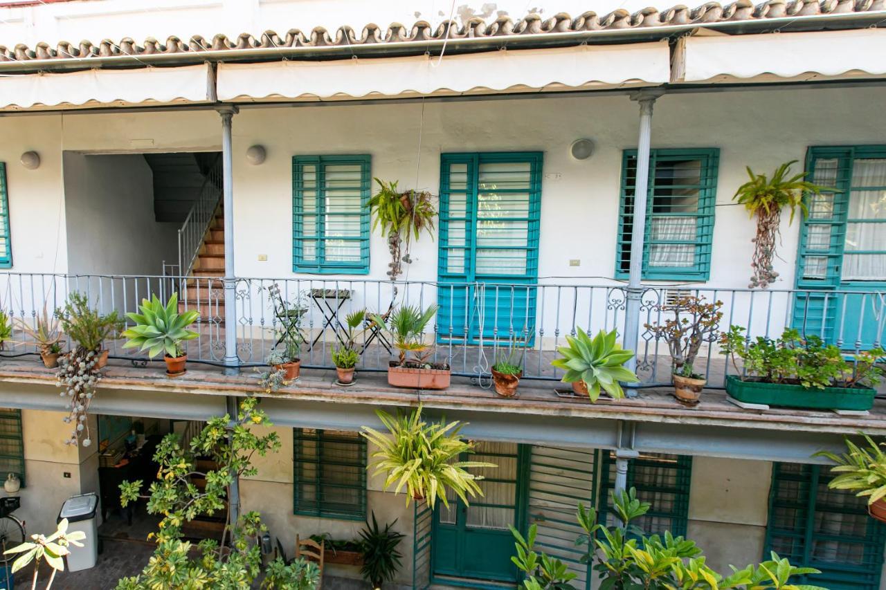 Apartamento 3 Dormitorios En Calle San Vicente. 세비야 외부 사진