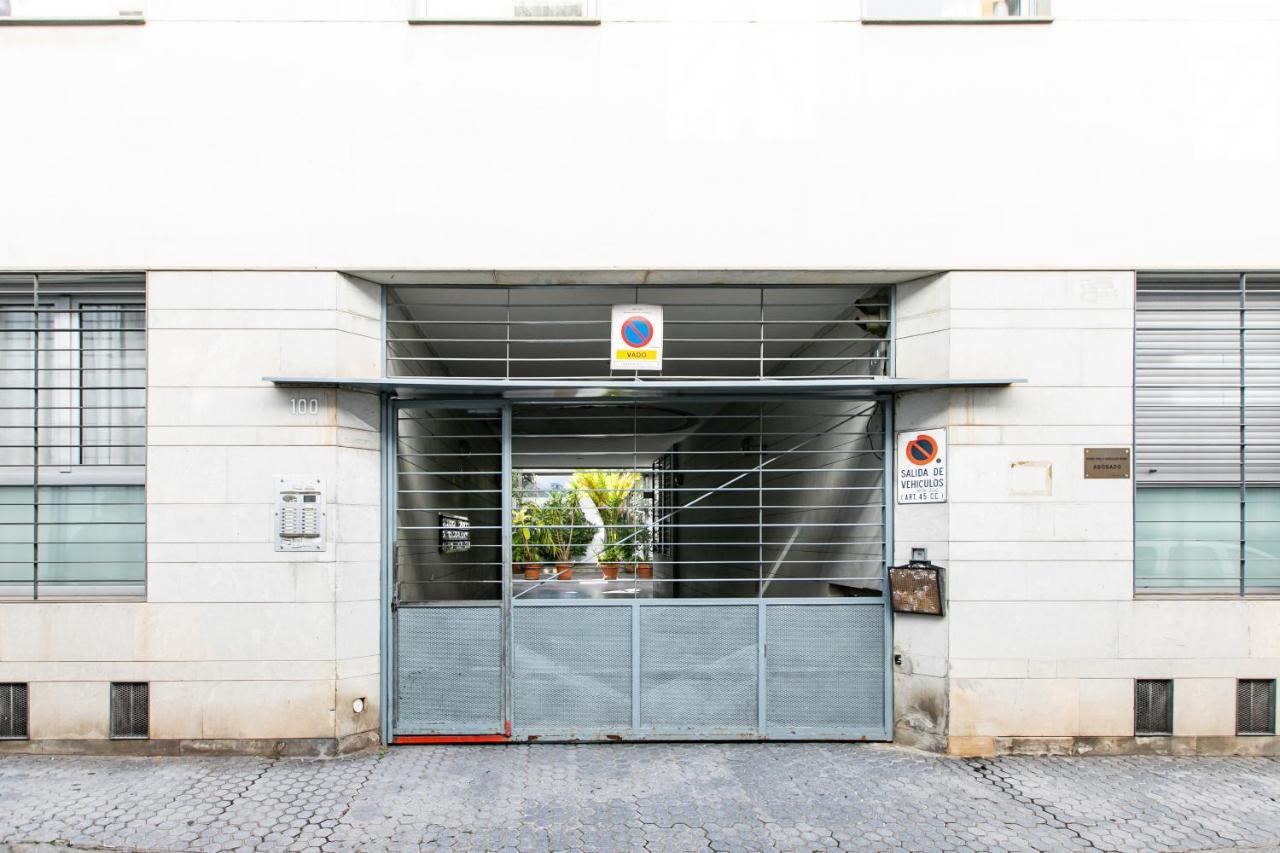 Apartamento 3 Dormitorios En Calle San Vicente. 세비야 외부 사진