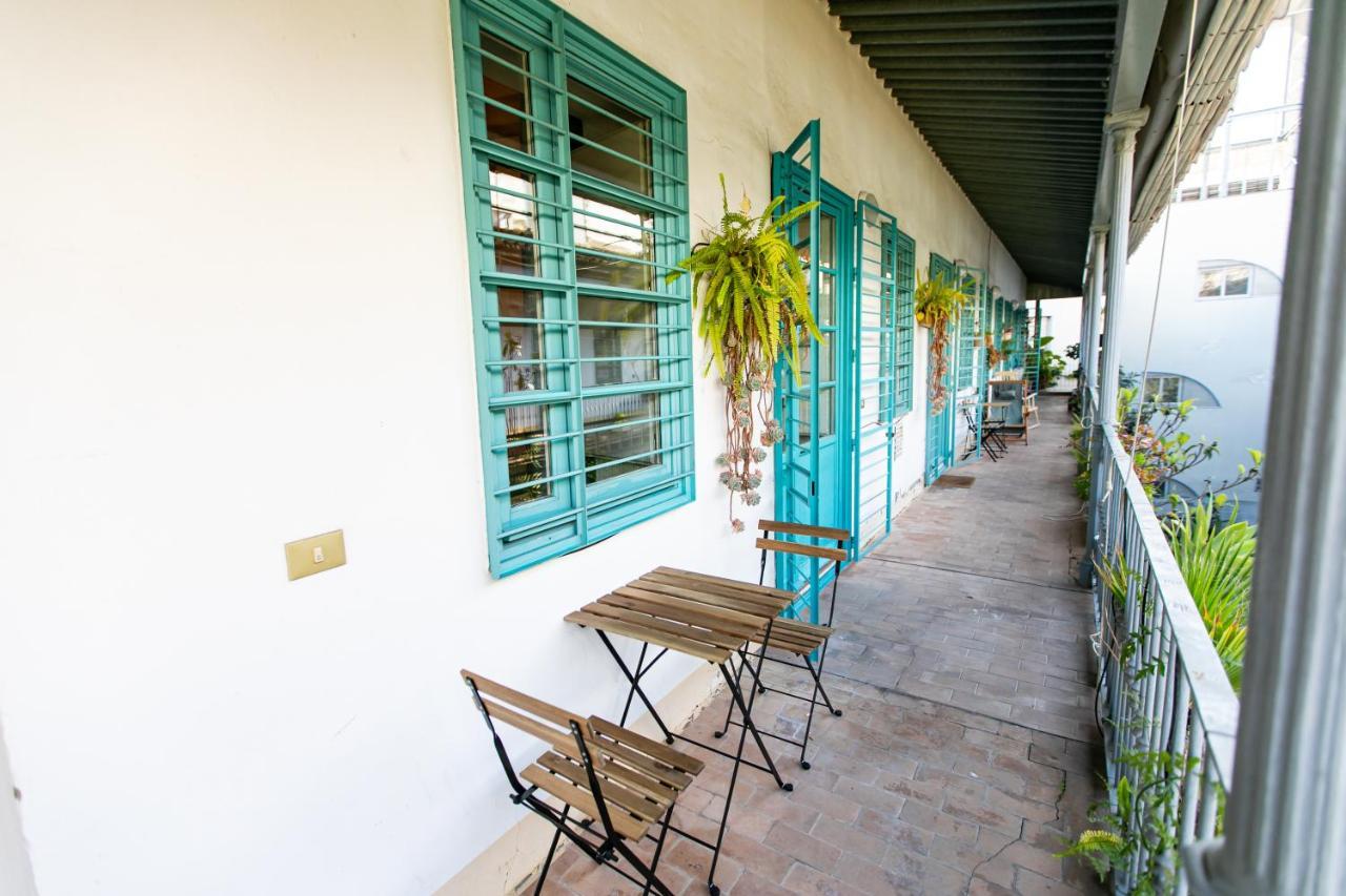 Apartamento 3 Dormitorios En Calle San Vicente. 세비야 외부 사진