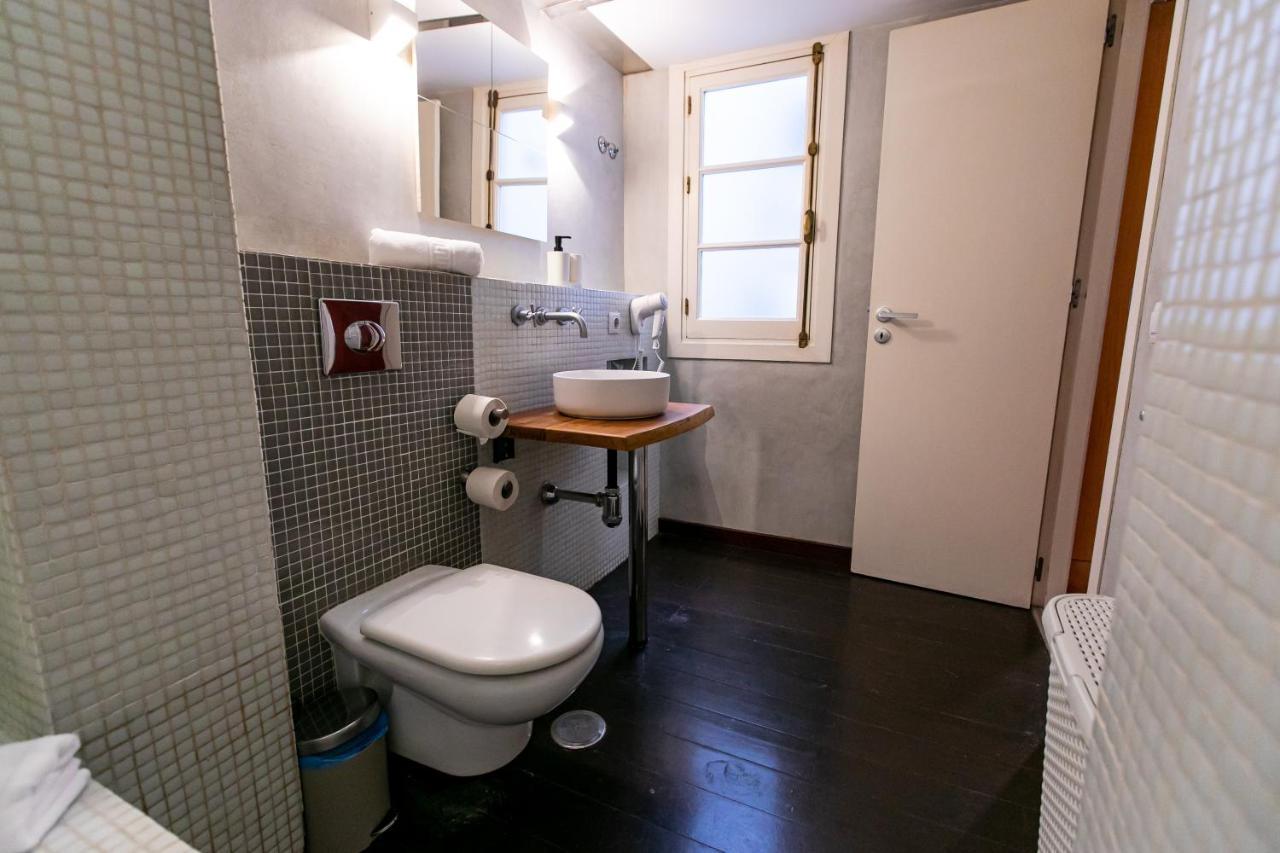 Apartamento 3 Dormitorios En Calle San Vicente. 세비야 외부 사진