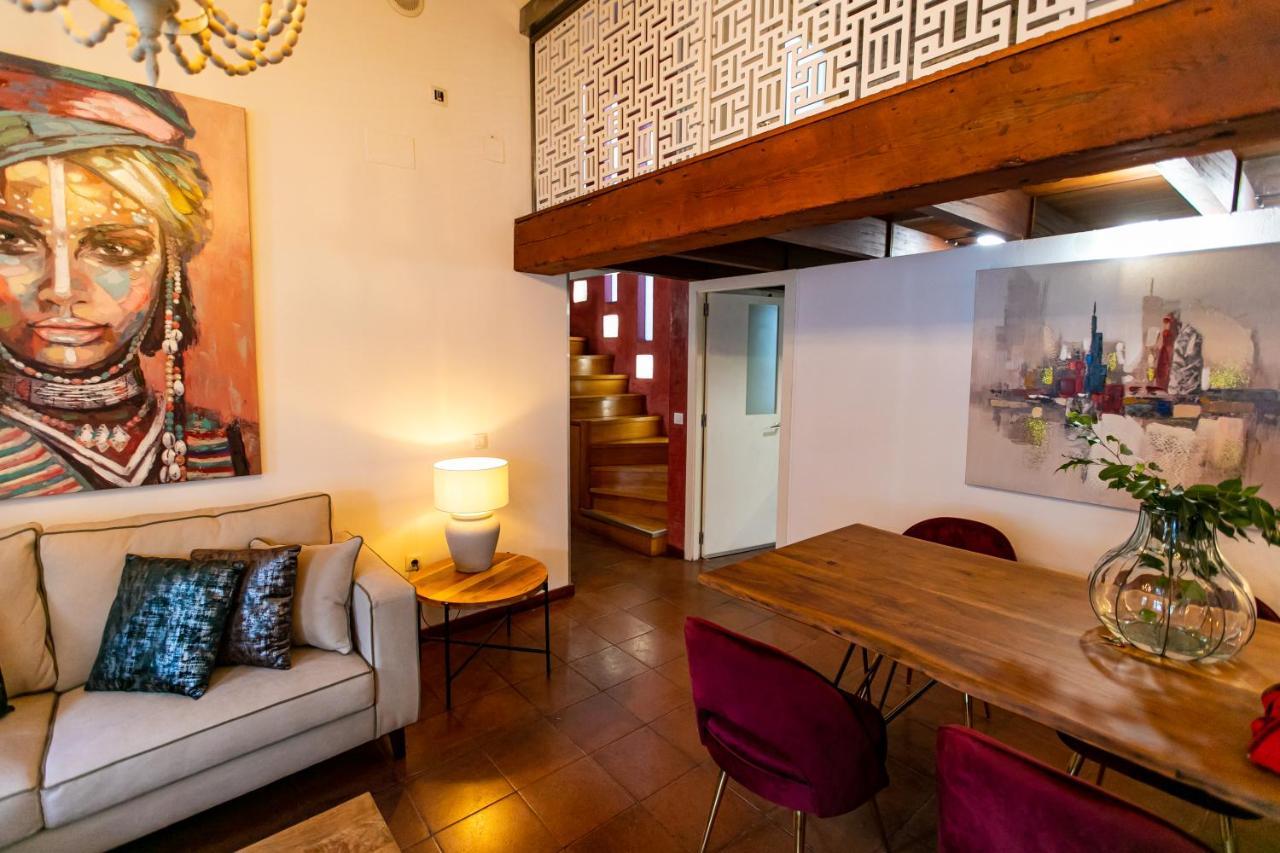 Apartamento 3 Dormitorios En Calle San Vicente. 세비야 외부 사진